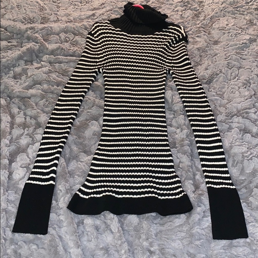 Black and white stripped sweater